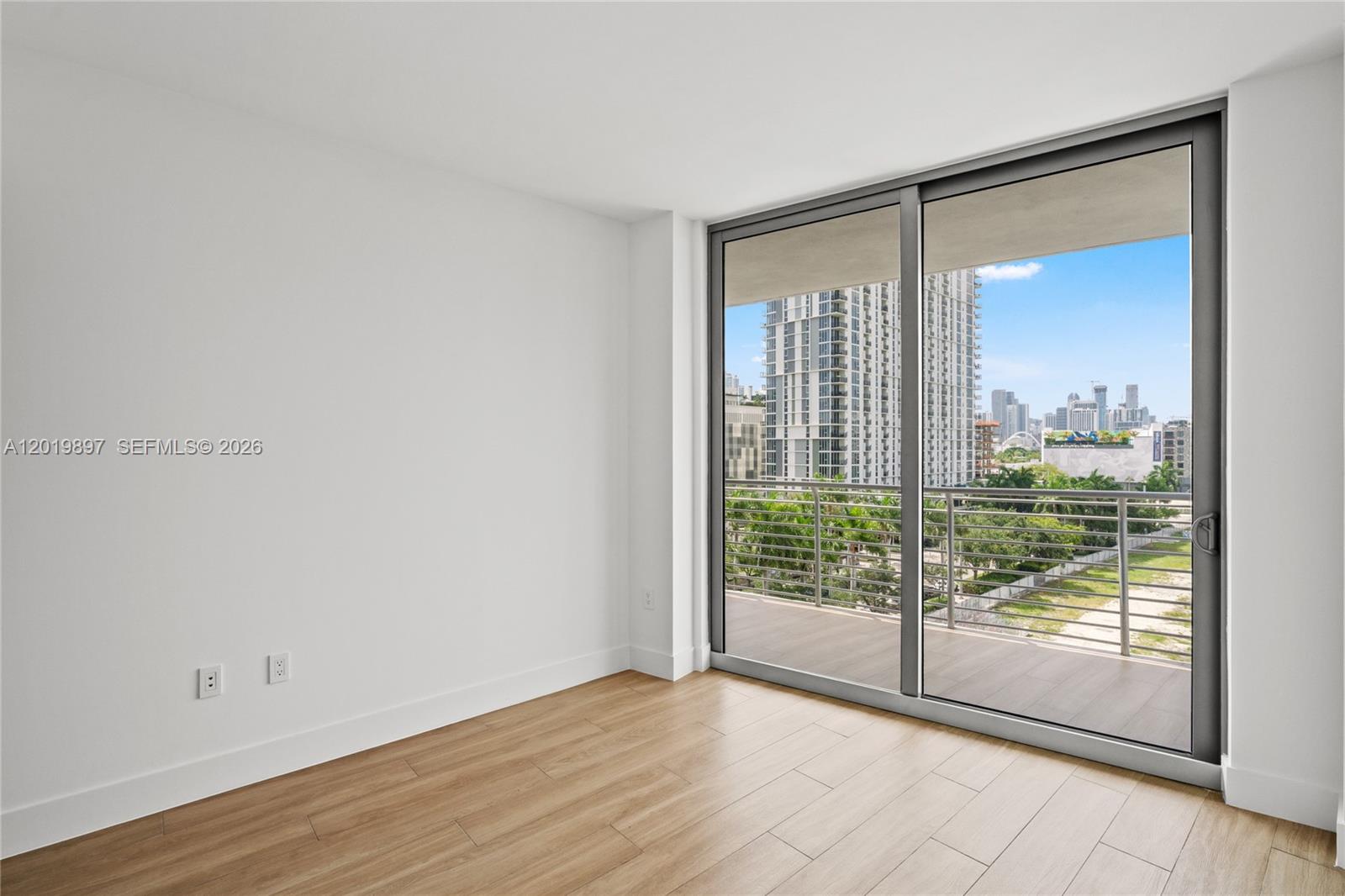 90 NE 32nd St #627 Miami, FL 33137