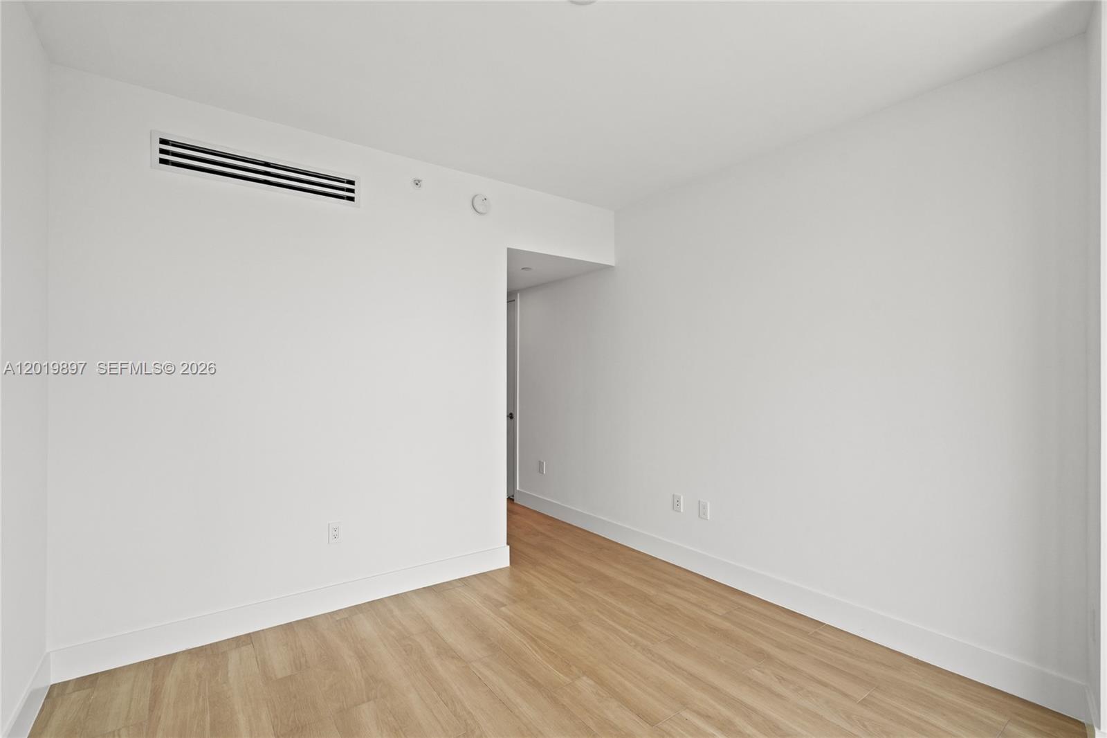 90 NE 32nd St #627 Miami, FL 33137