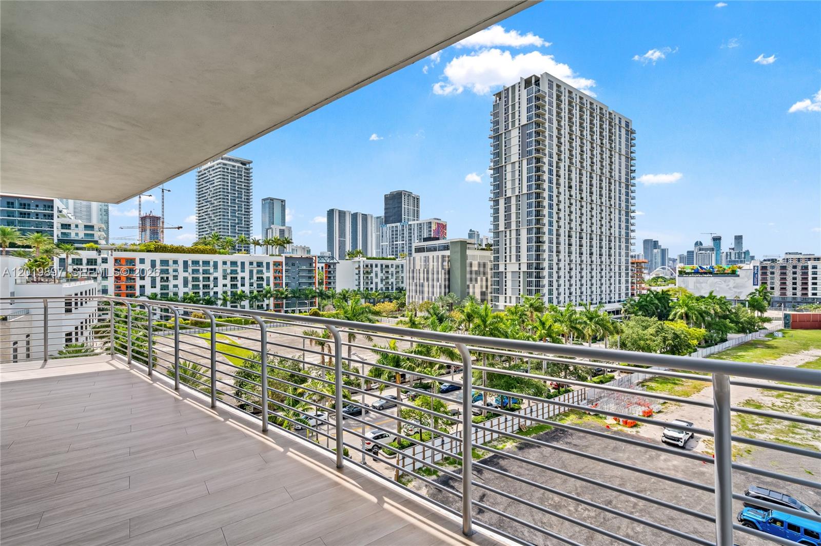 90 NE 32nd St #627 Miami, FL 33137