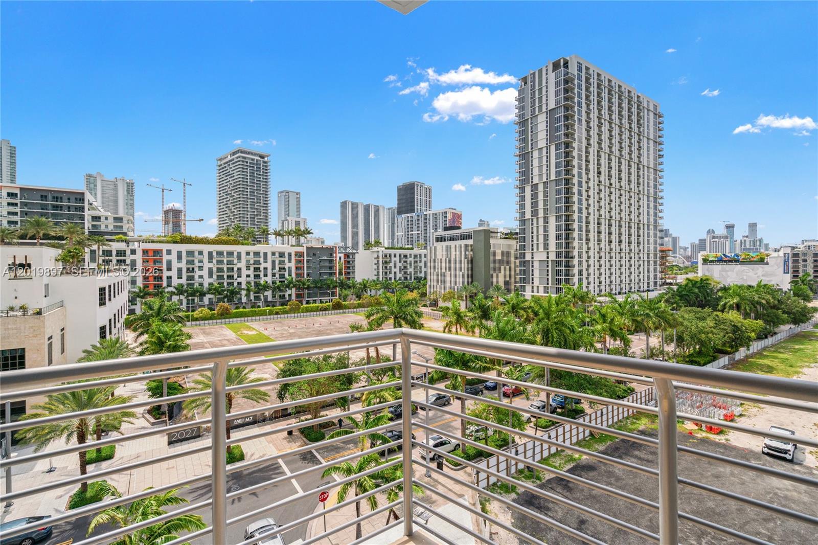 90 NE 32nd St #627 Miami, FL 33137