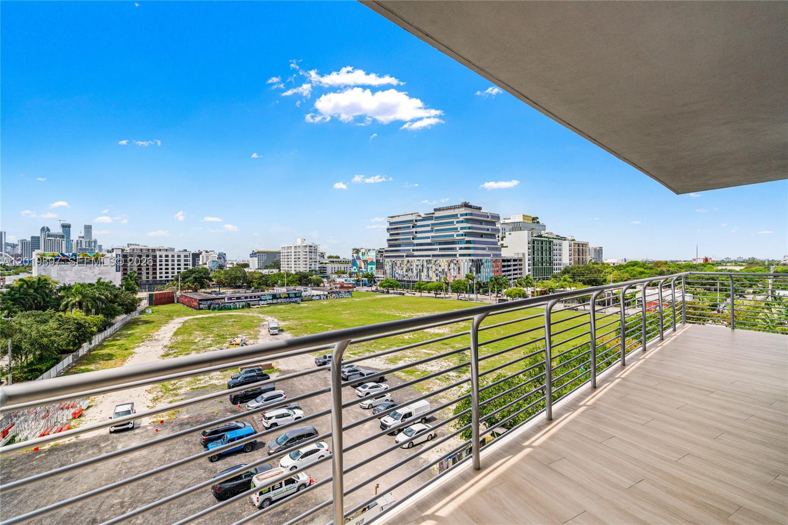 90 NE 32nd St #627 Miami, FL 33137