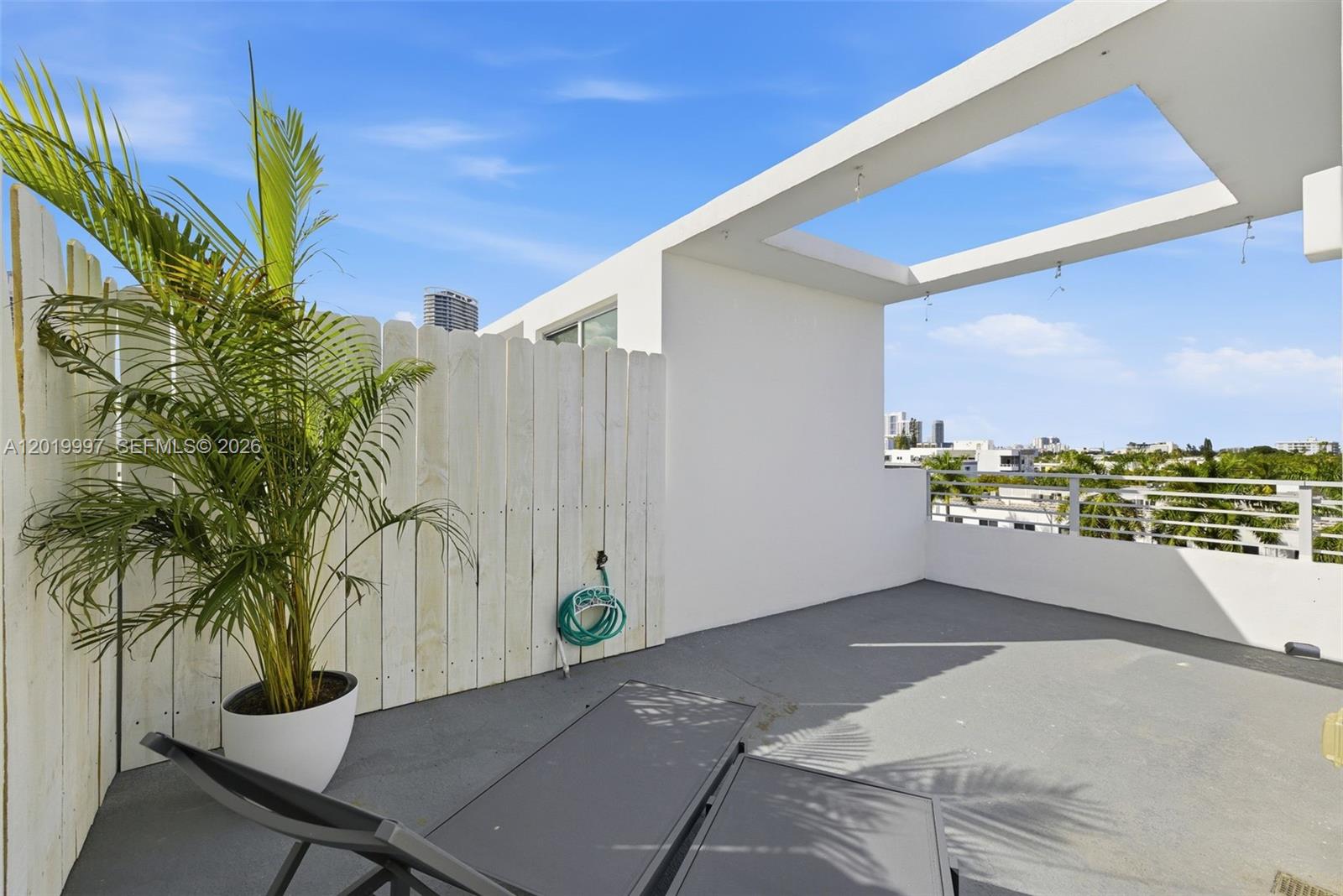 421 Meridian Ave #16 Miami Beach, FL 33139