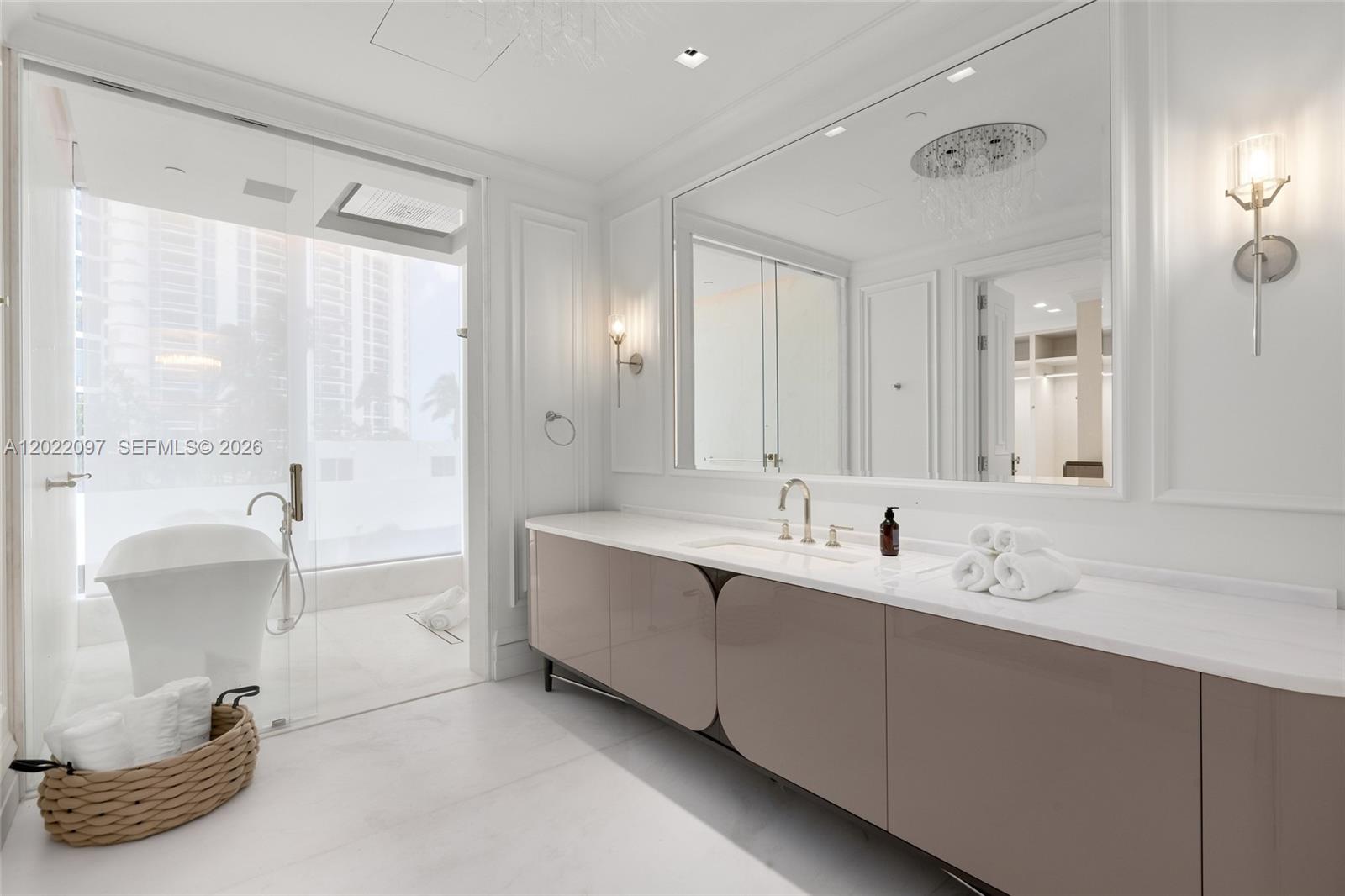 17975 Collins Ave #N-SF-02 Sunny Isles Beach, FL 33160