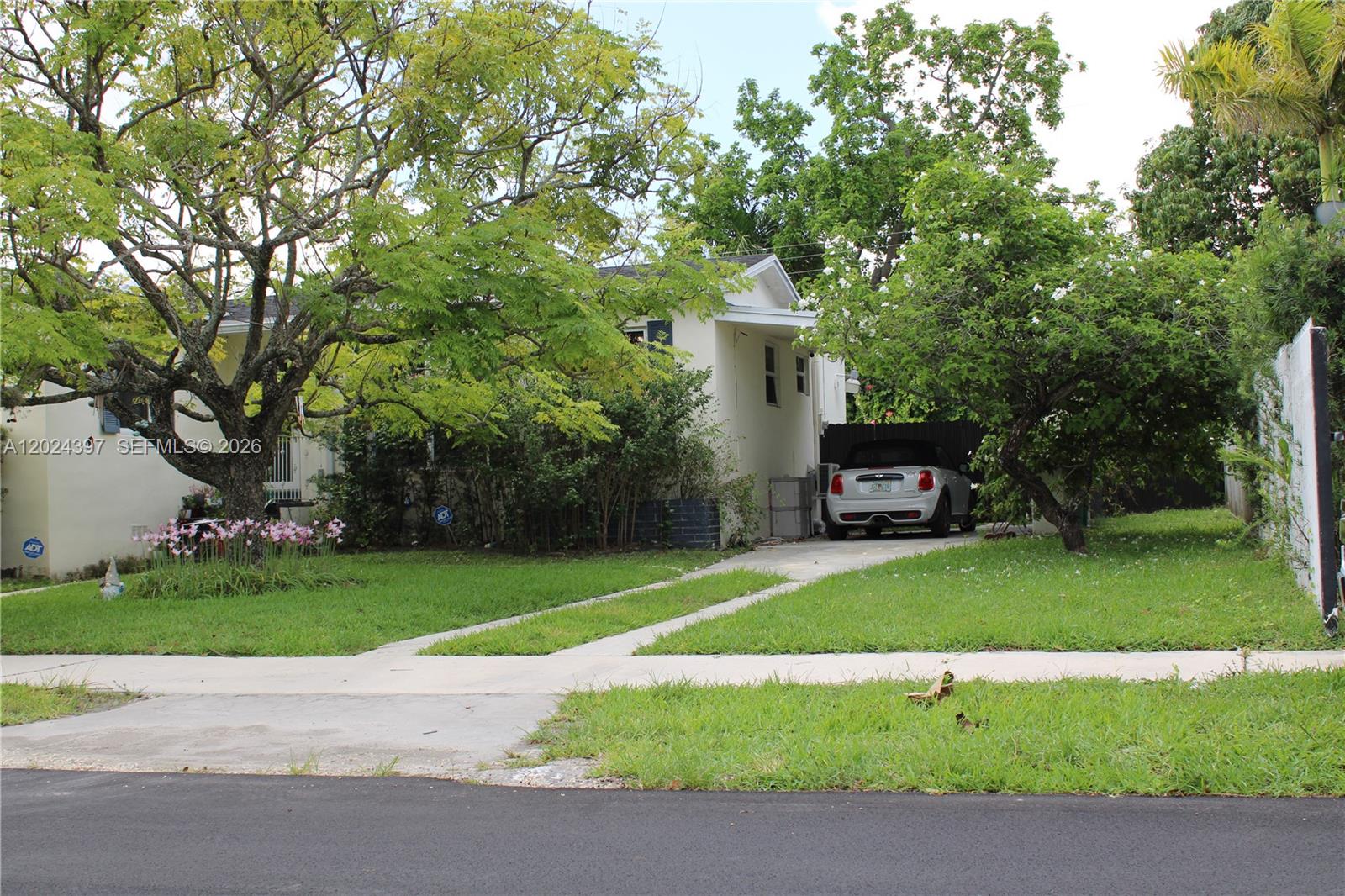 8450 SW 28th St Miami, FL 33155