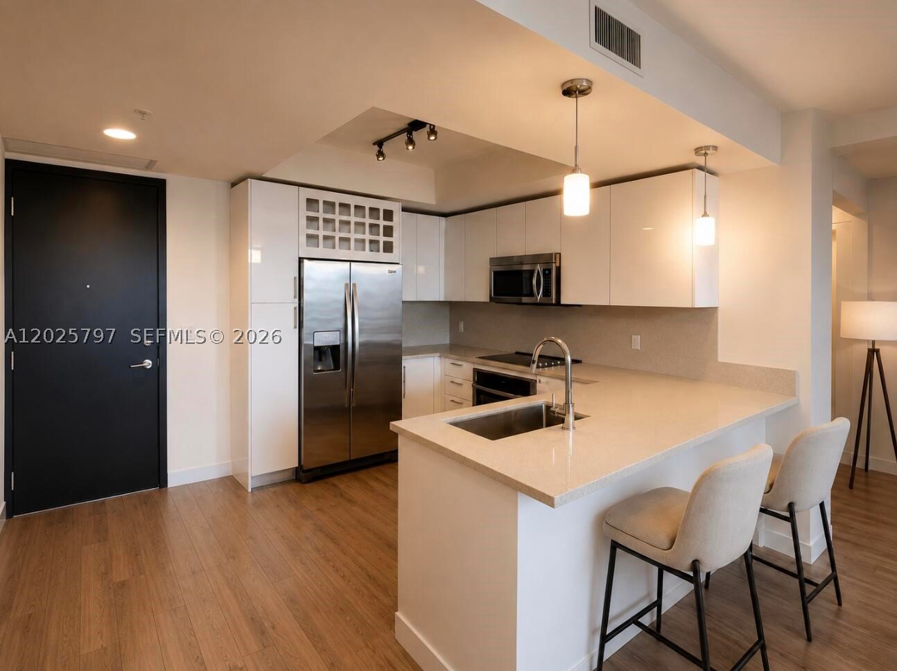 image Nine at Mary Brickell Village3