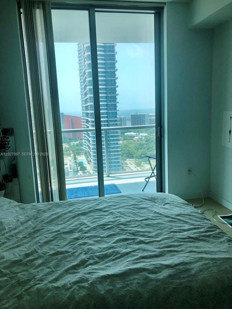 image Axis on Brickell North10