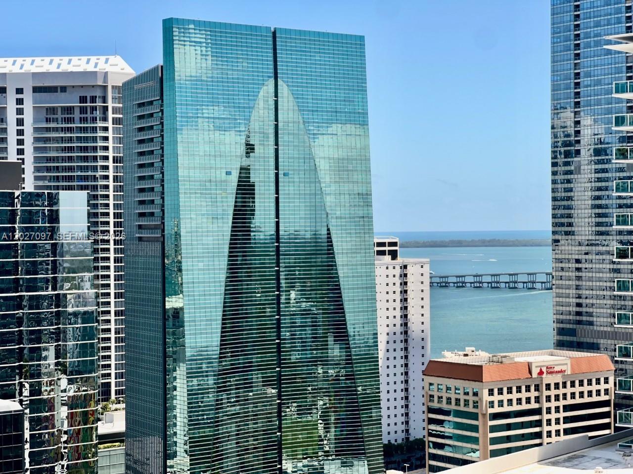 image Axis on Brickell North13