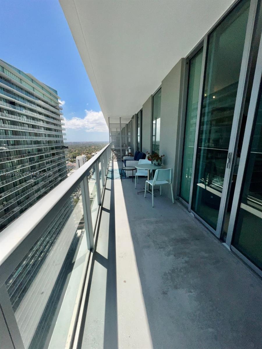 image Axis on Brickell North17