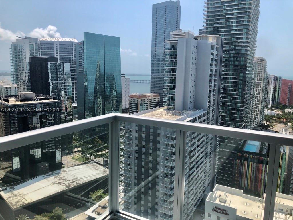 image Axis on Brickell North19
