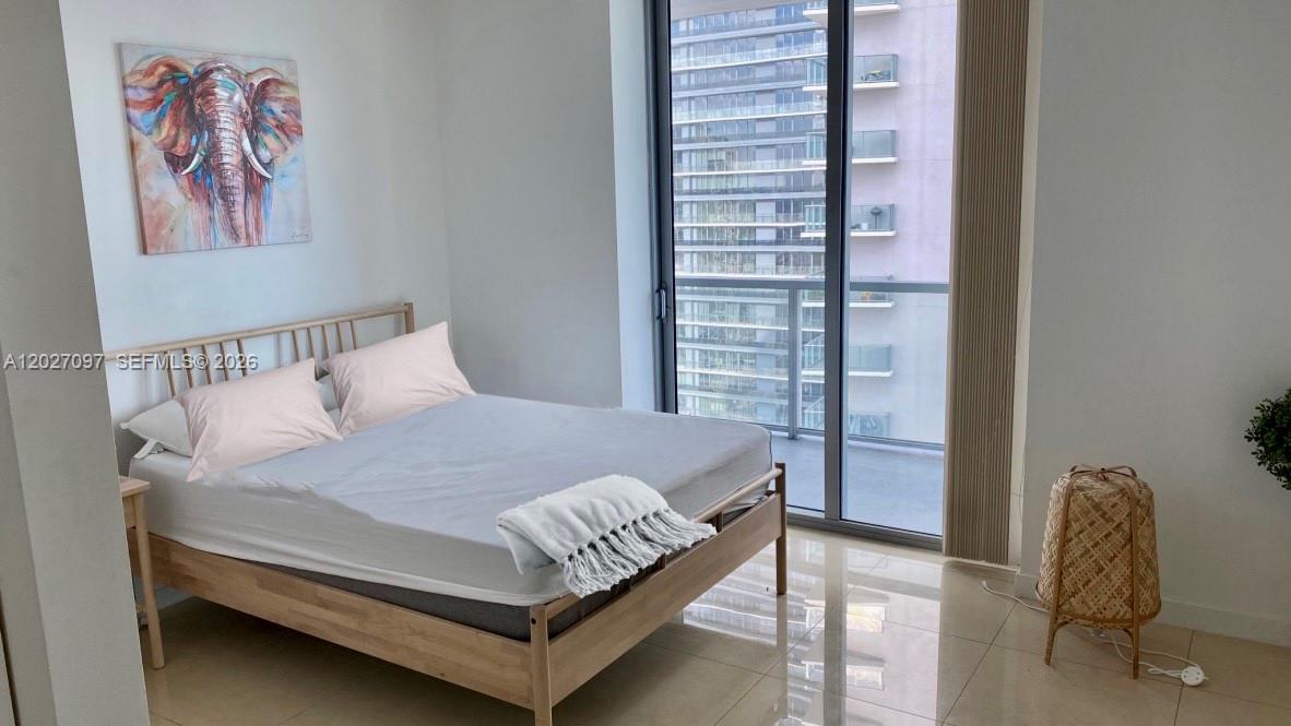 image Axis on Brickell North7