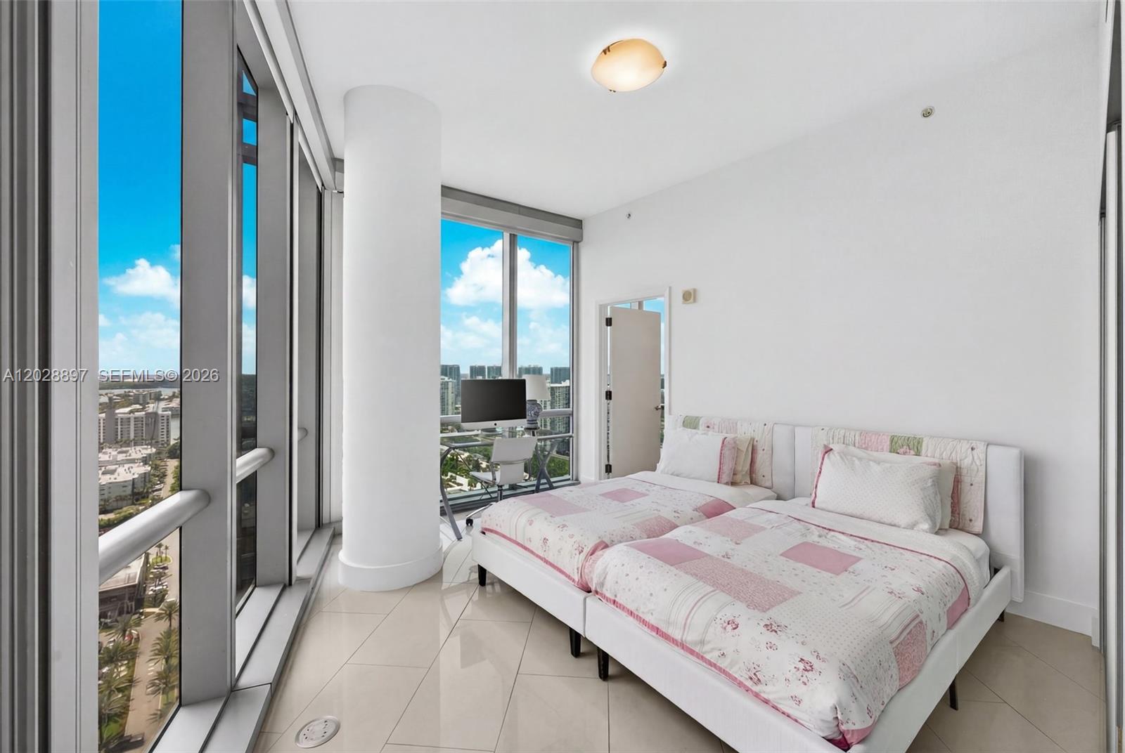 17121 Collins Ave #2601 Sunny Isles Beach, FL 33160