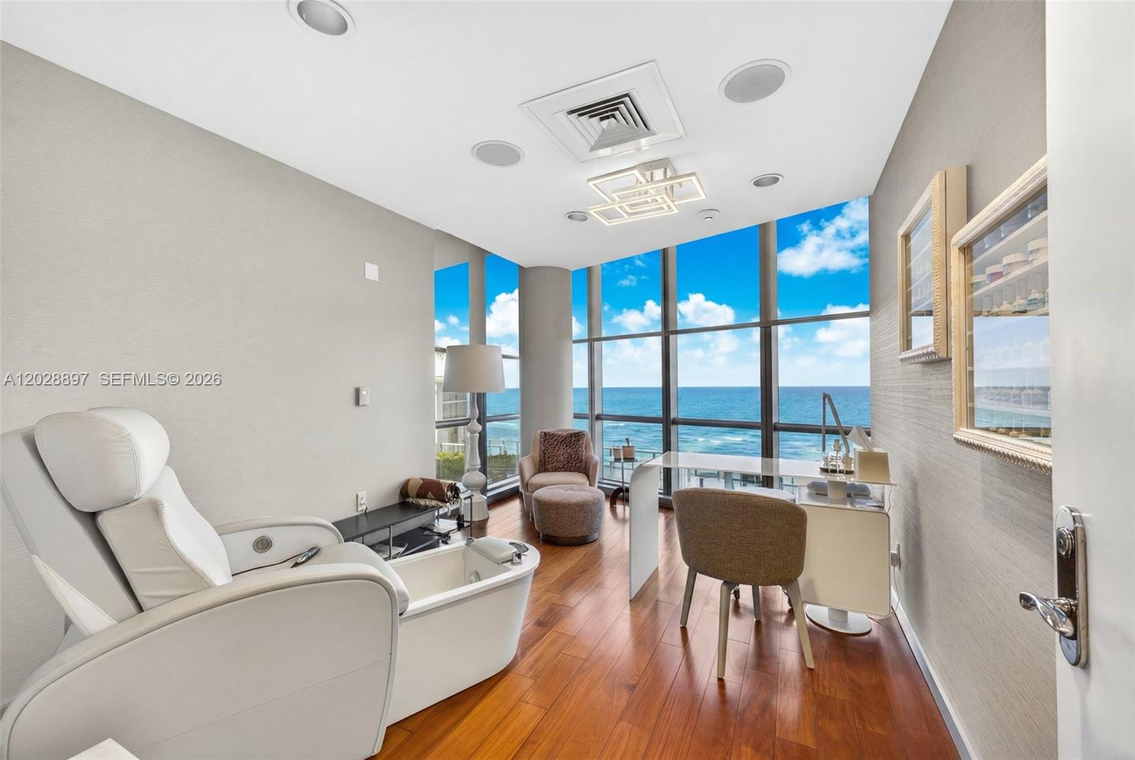 17121 Collins Ave #2601 Sunny Isles Beach, FL 33160