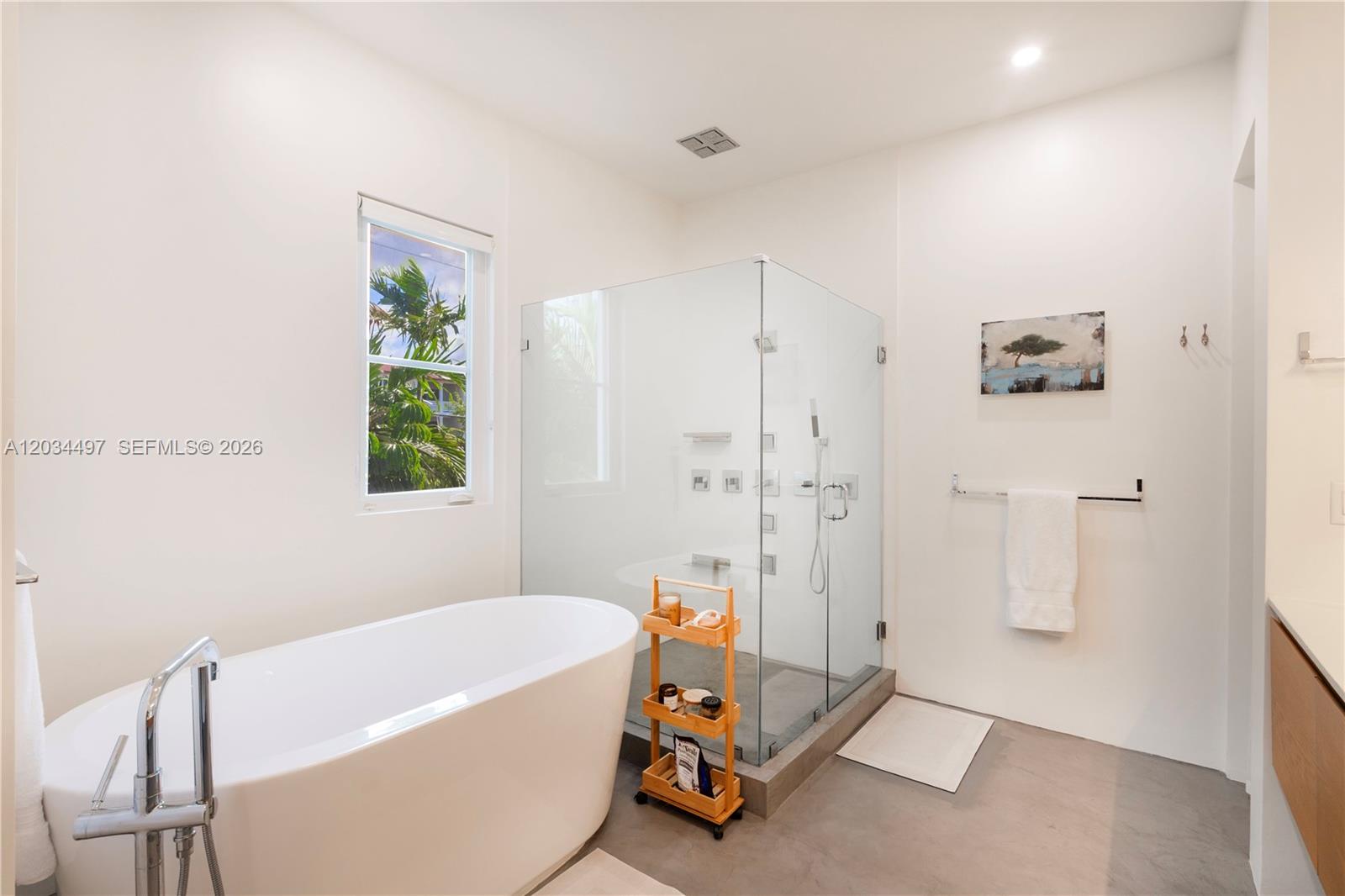 533 Anastasia #533 Coral Gables, FL 33134
