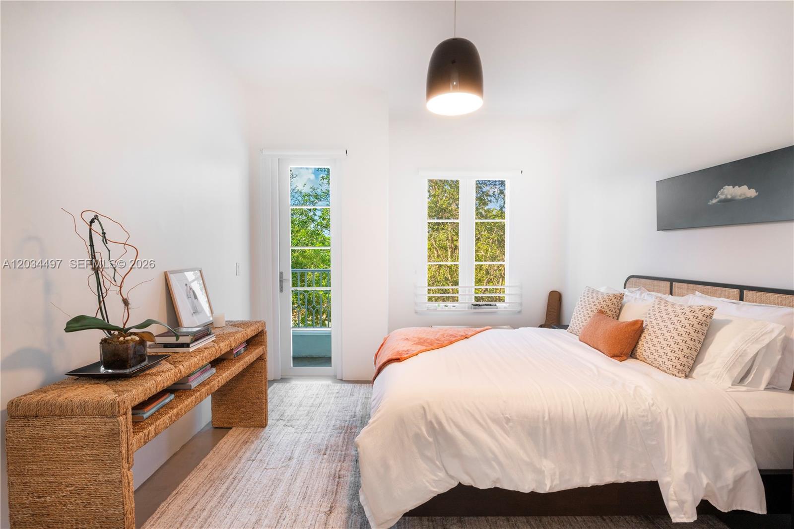 533 Anastasia #533 Coral Gables, FL 33134