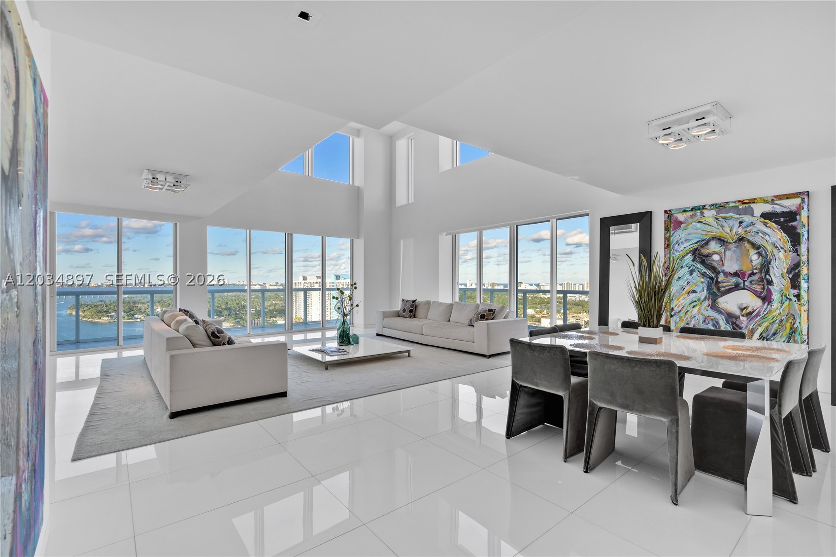 10 Venetian Way #PH04 Miami Beach, FL 33139