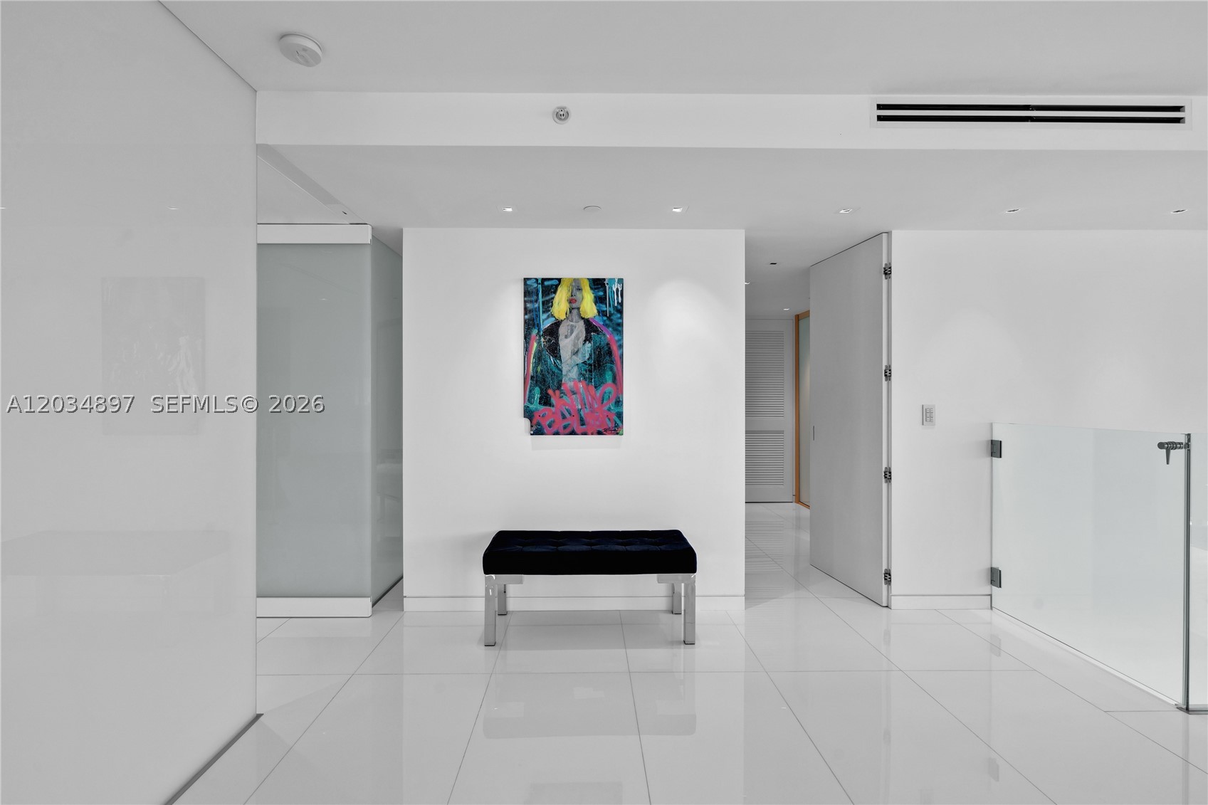 10 Venetian Way #PH04 Miami Beach, FL 33139