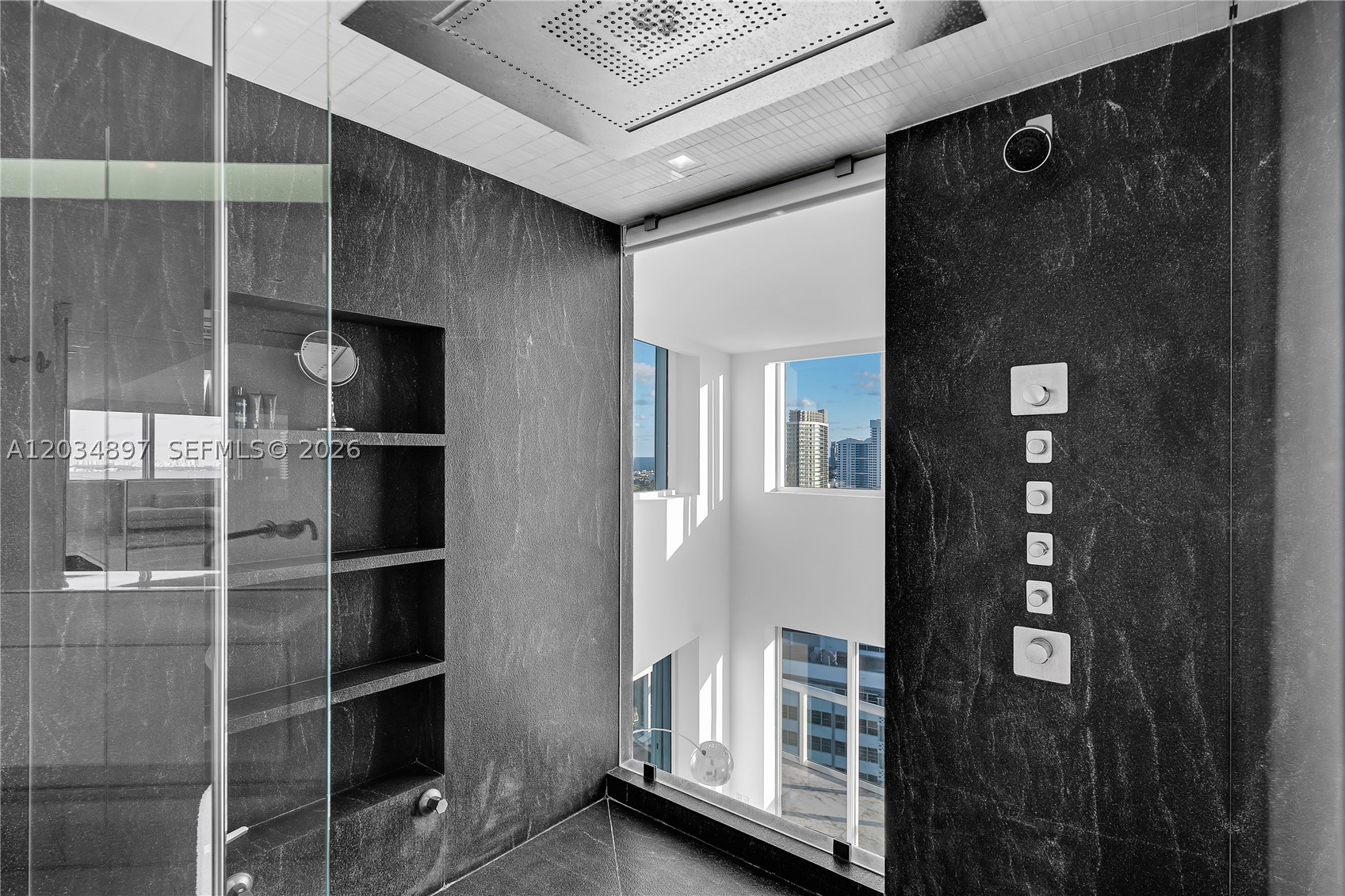 10 Venetian Way #PH04 Miami Beach, FL 33139