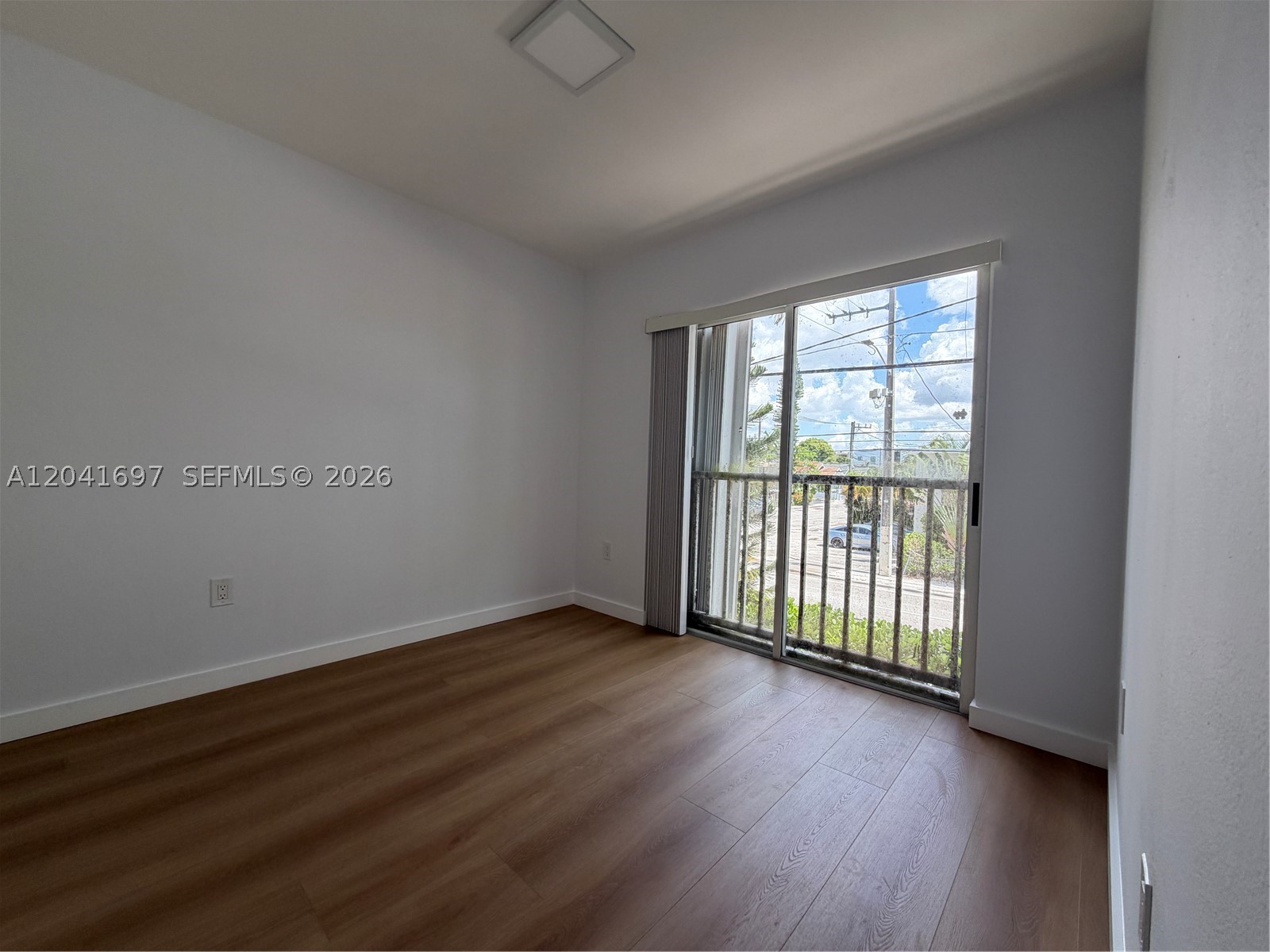 717 SW 11th Ave #206 Miami, FL 33130