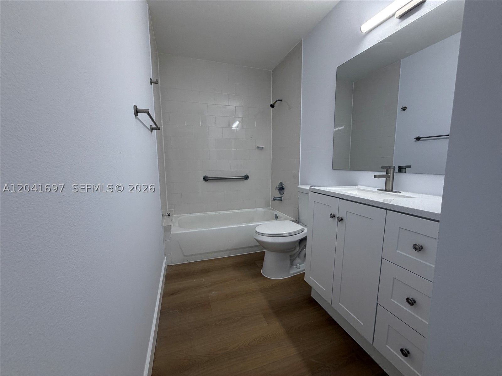 717 SW 11th Ave #206 Miami, FL 33130