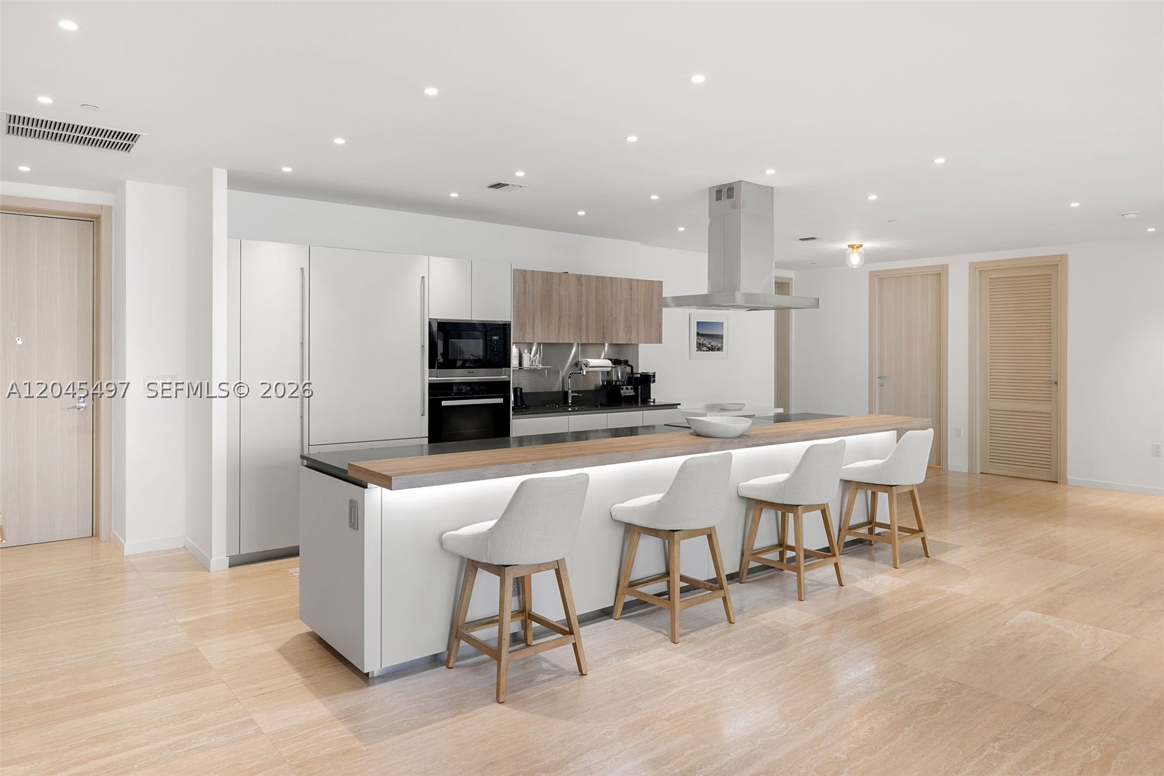 1000 Brickell Plz #PH5403 Miami, FL 33131