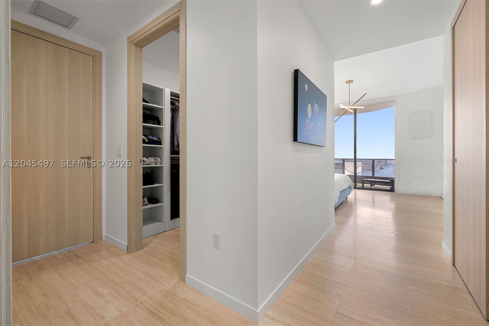 1000 Brickell Plz #PH5403 Miami, FL 33131