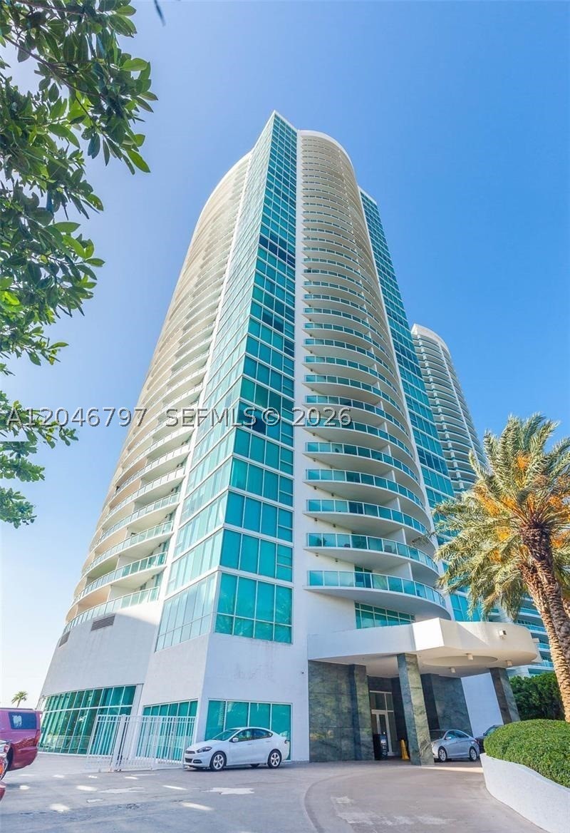 image Skyline on Brickell13