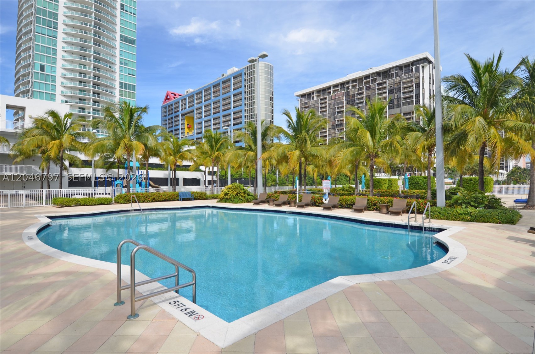 image Skyline on Brickell19