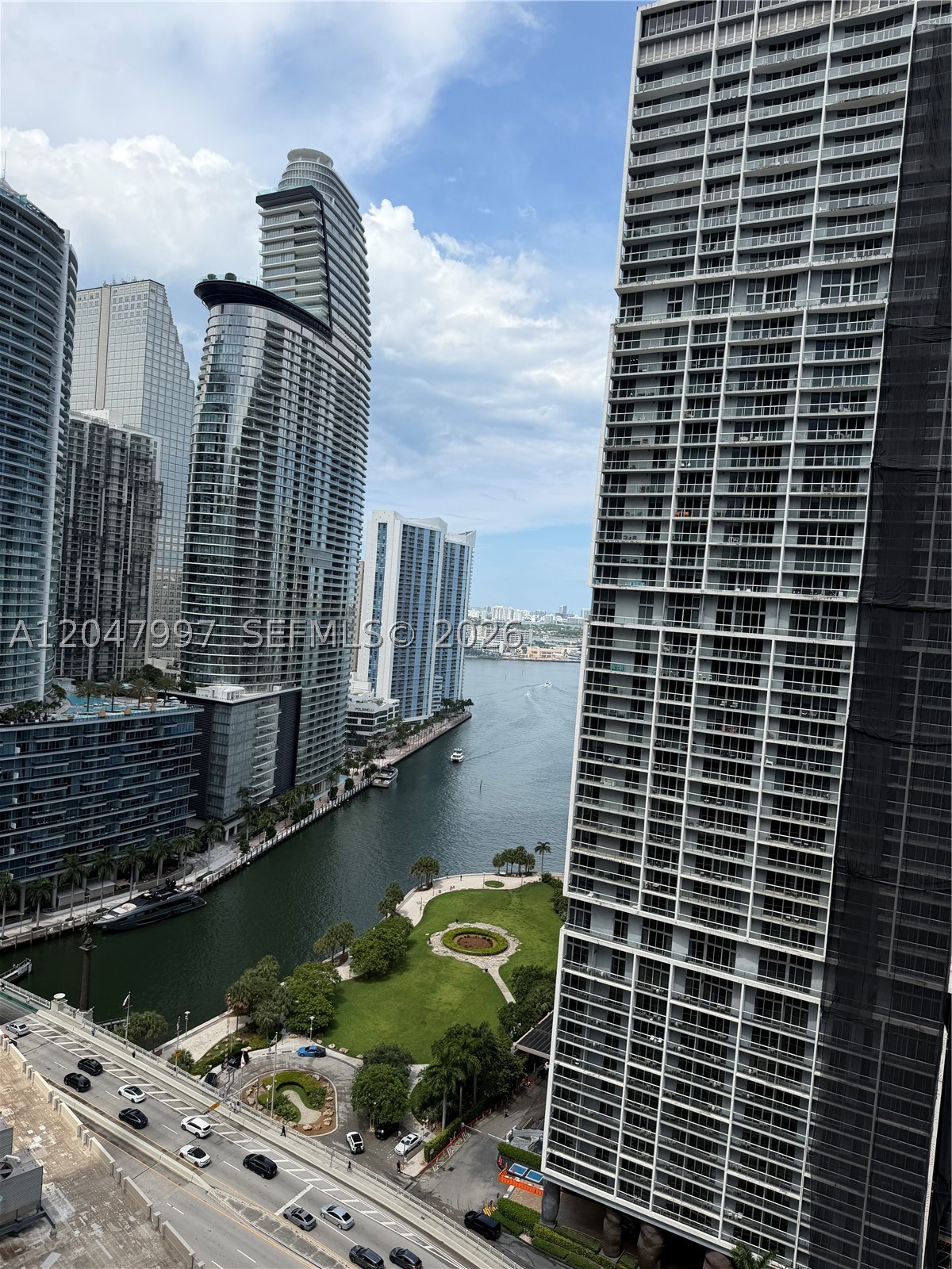 image 500 Brickell East9