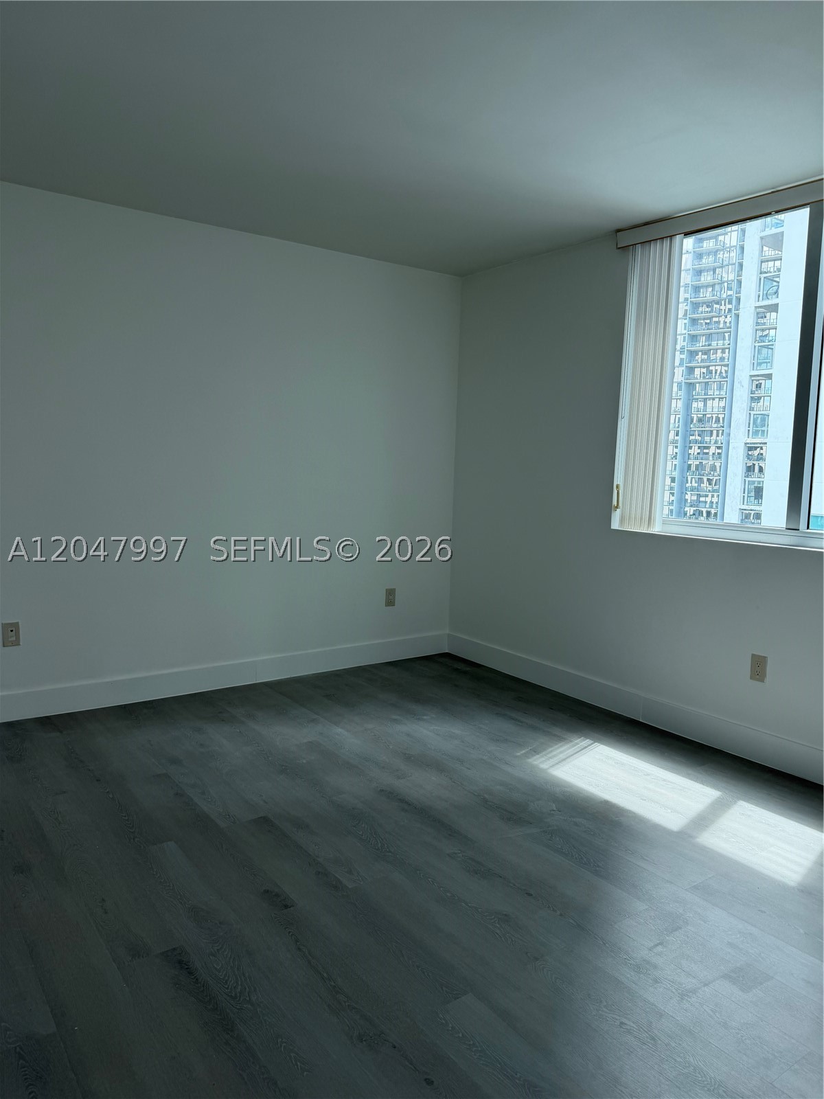 image 500 Brickell East13