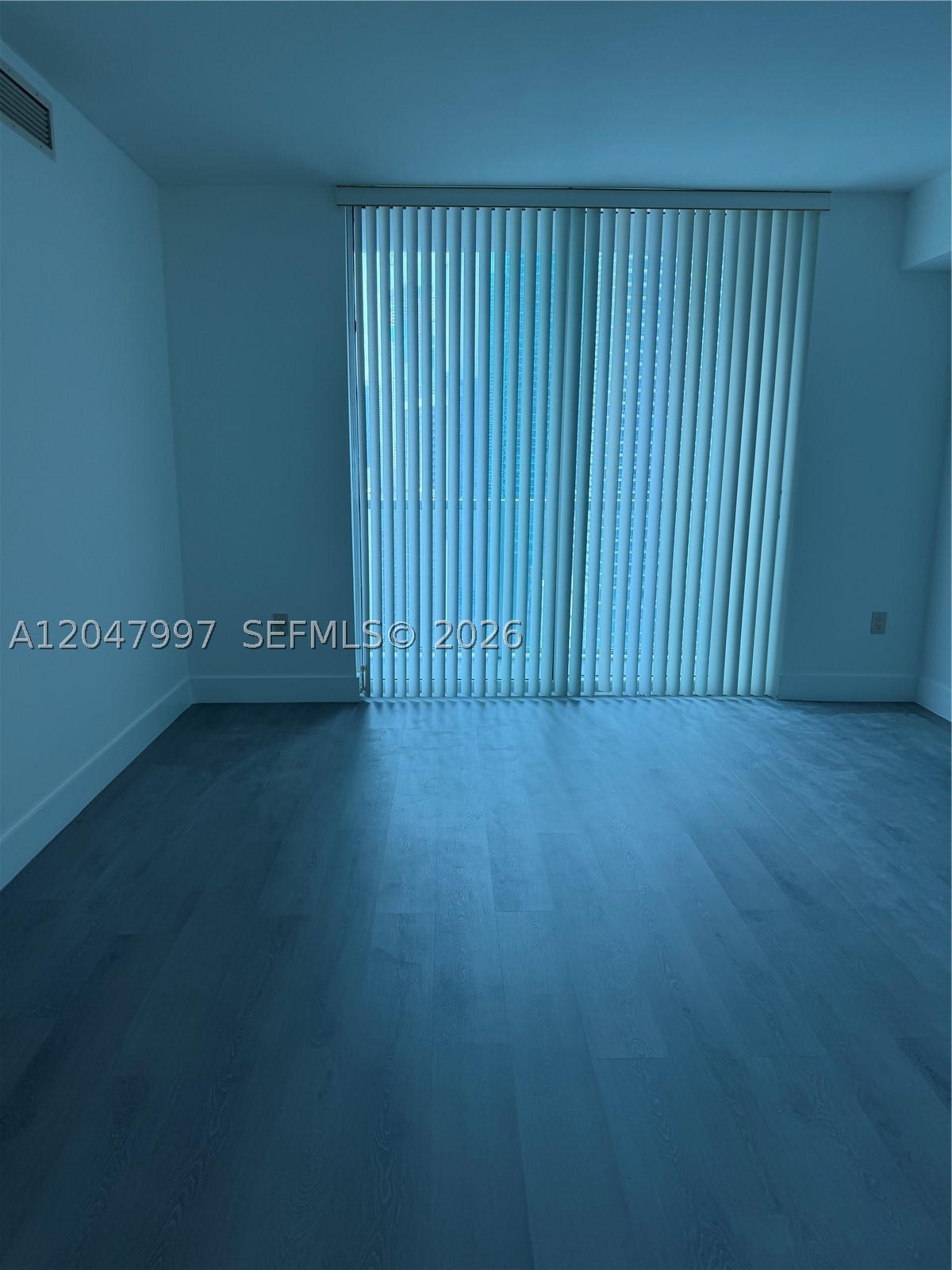 image 500 Brickell East17