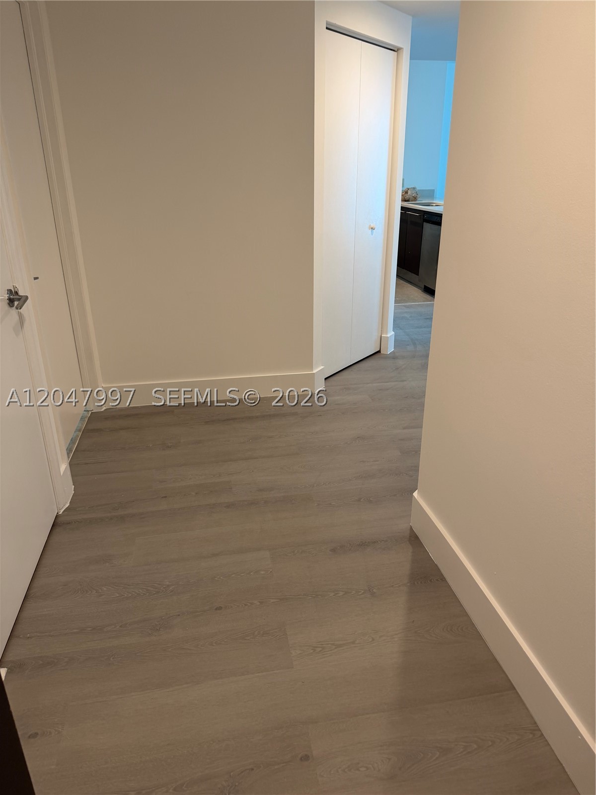image 500 Brickell East25