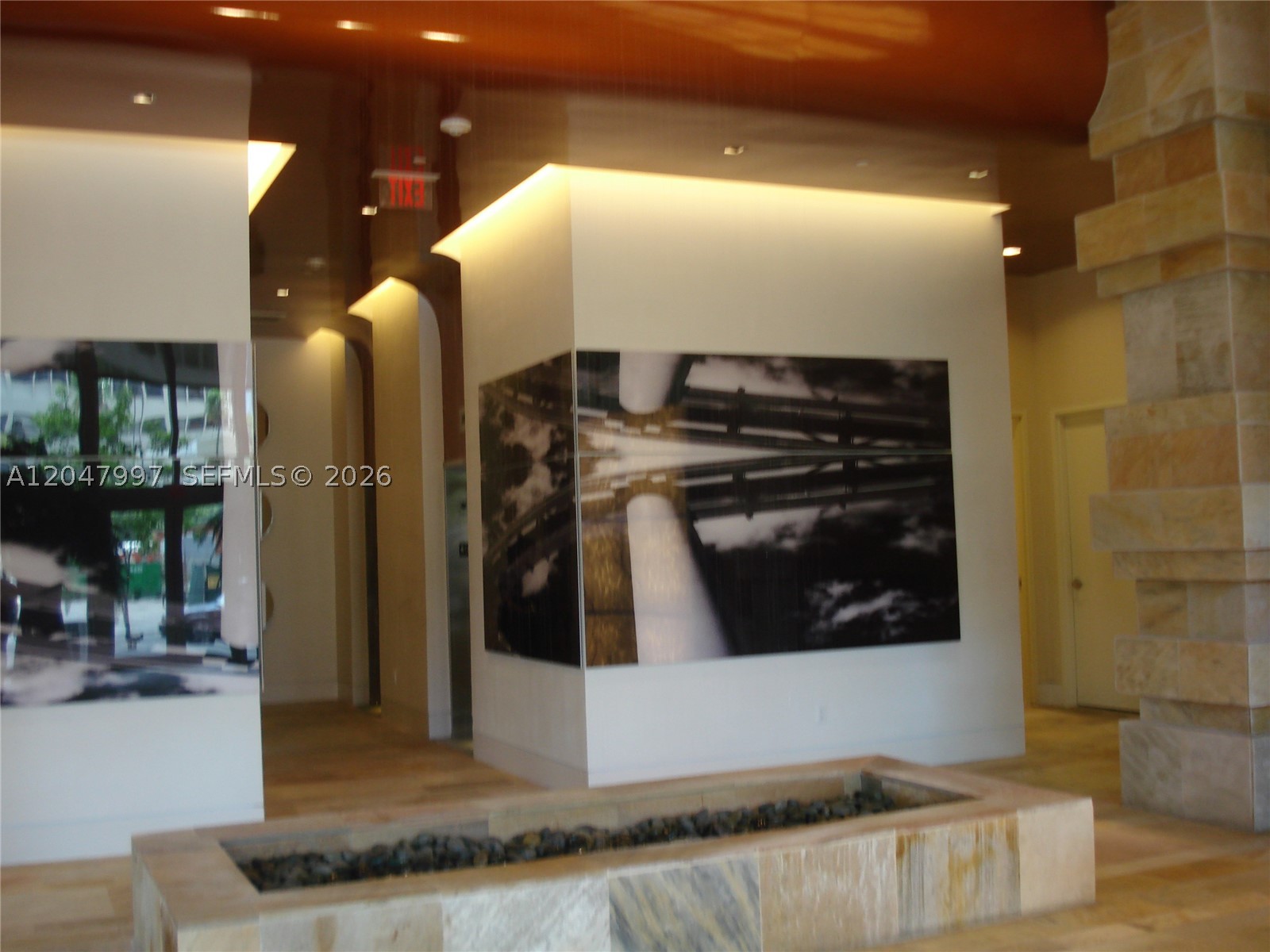 image 500 Brickell East26