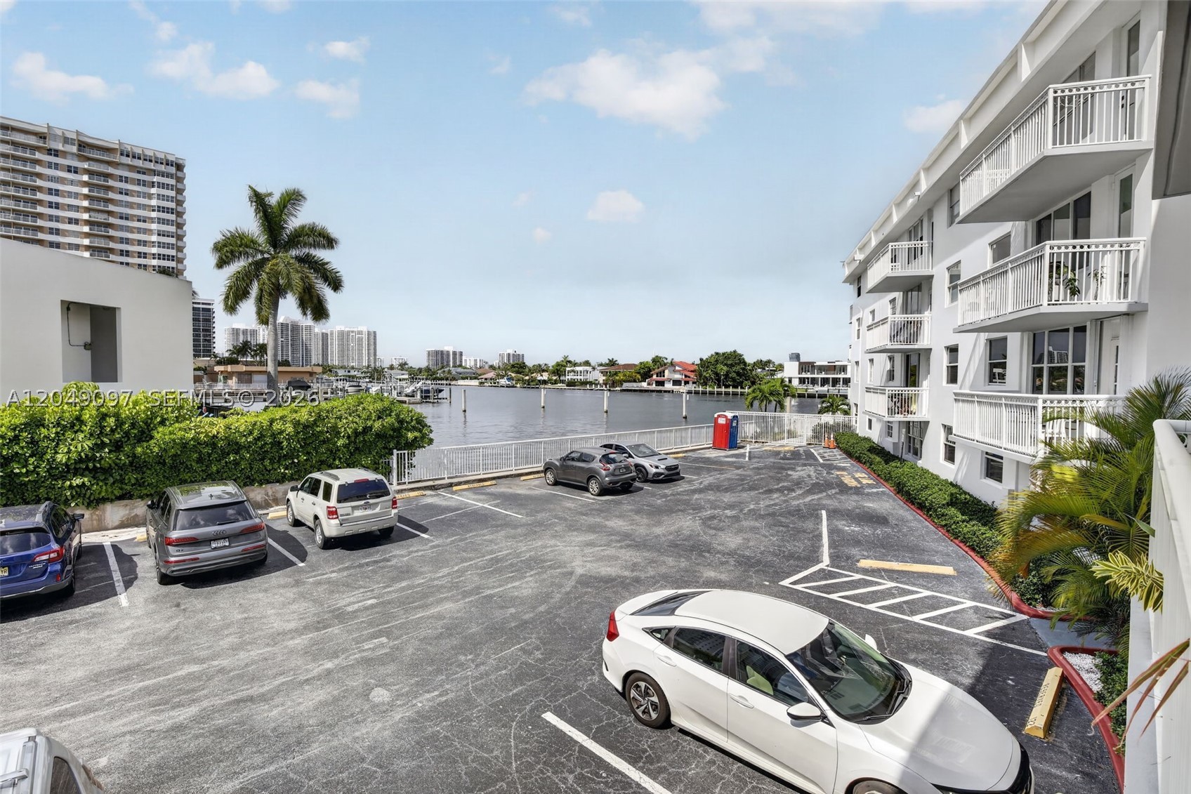 1913 S Ocean Dr #225