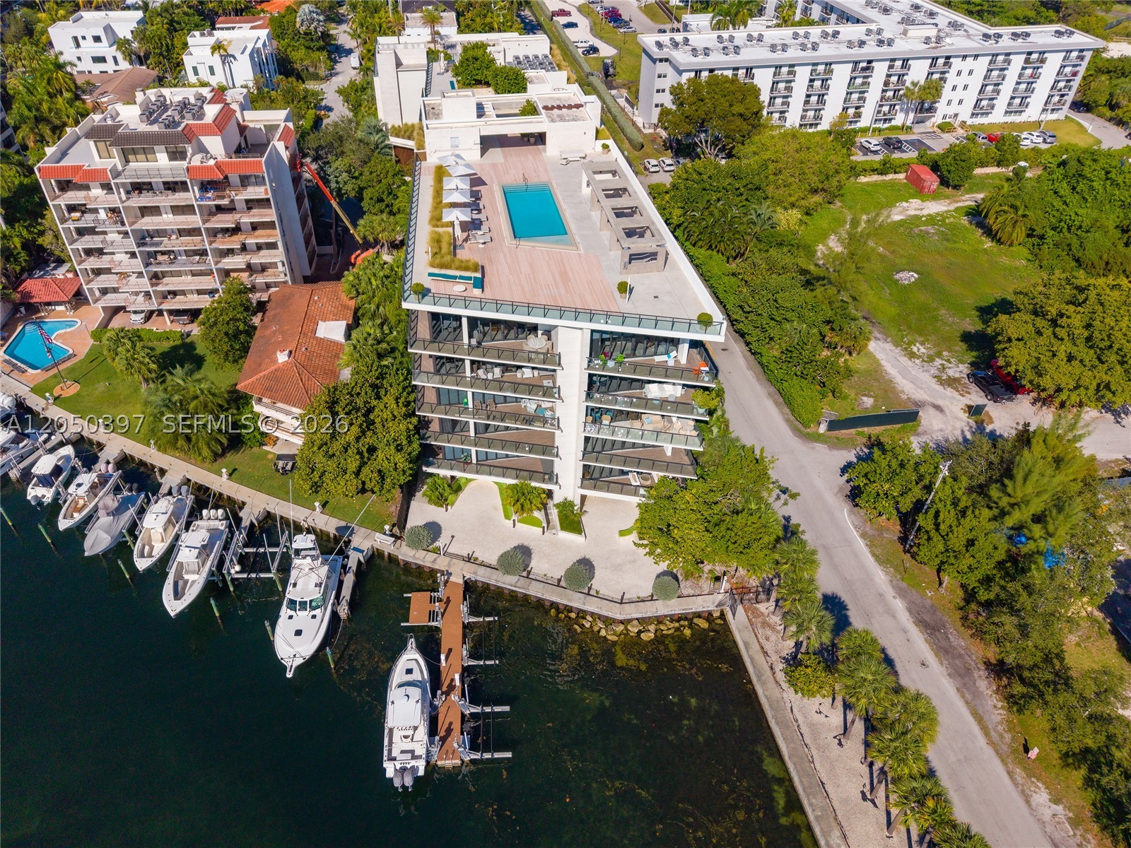 3581 E Glencoe St #403 Miami, FL 33133