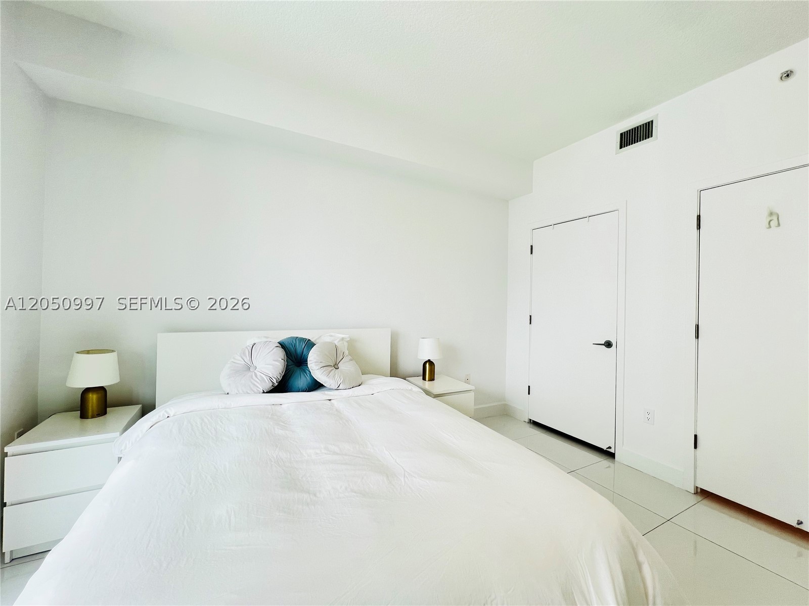 image Axis on Brickell South26