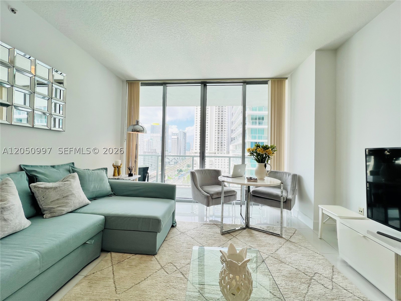 image Axis on Brickell South2
