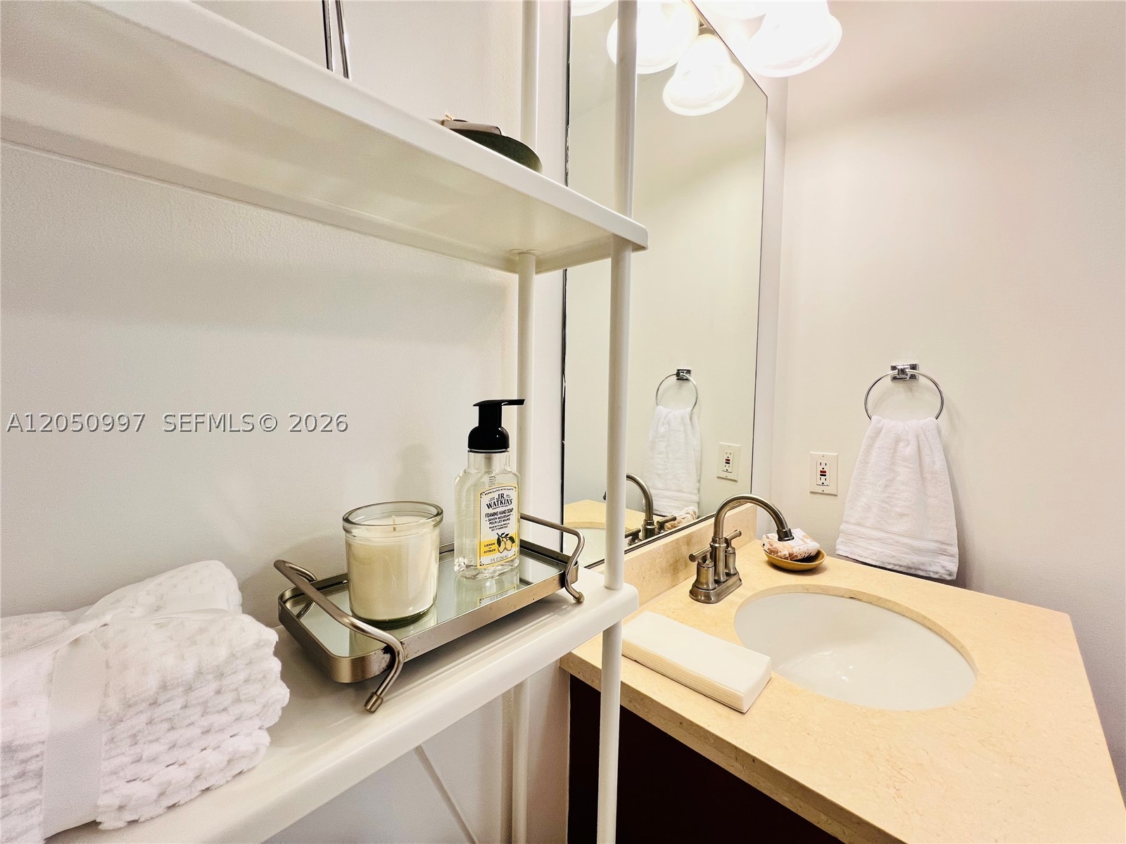 image Axis on Brickell South32