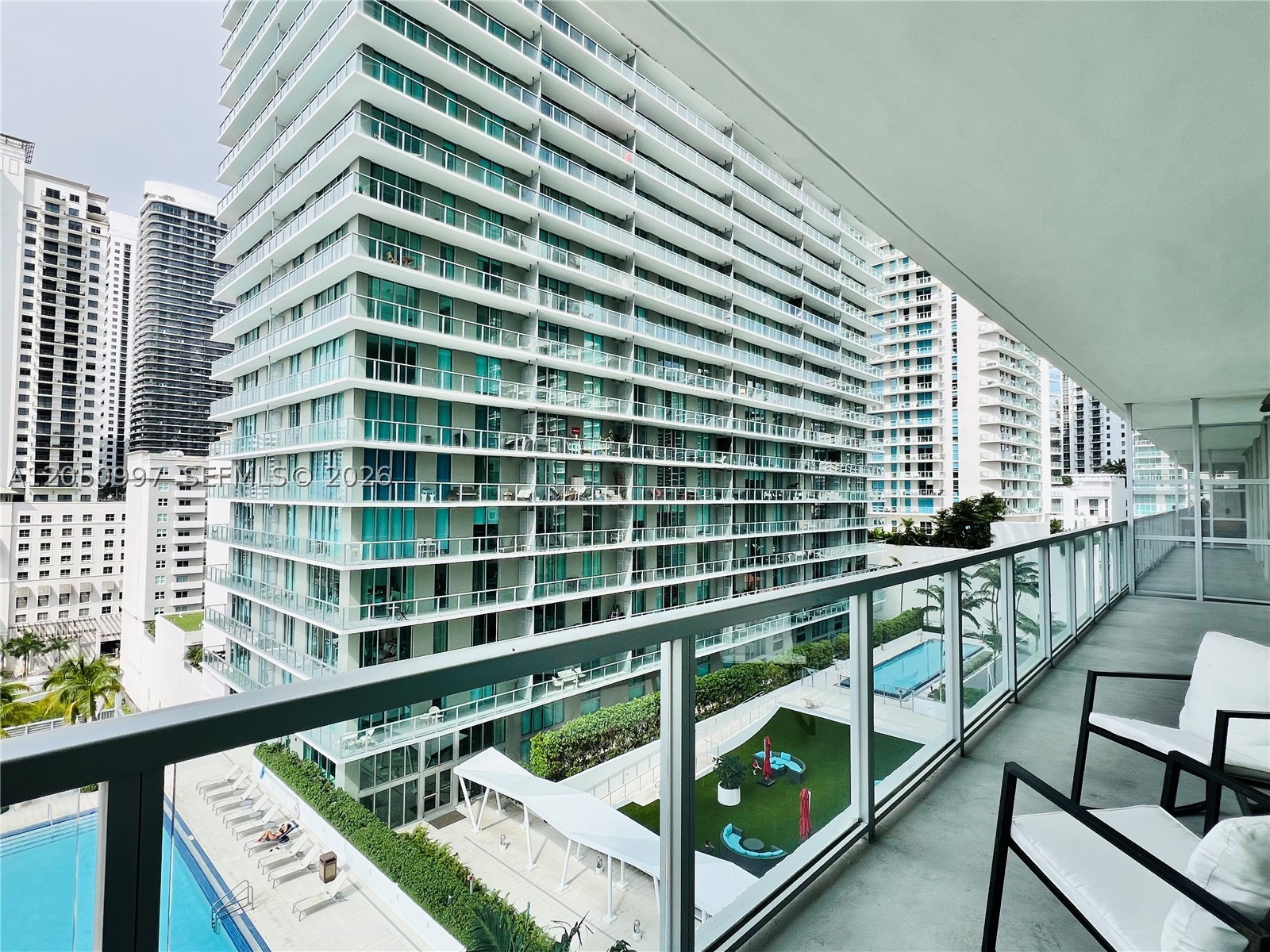 image Axis on Brickell South44