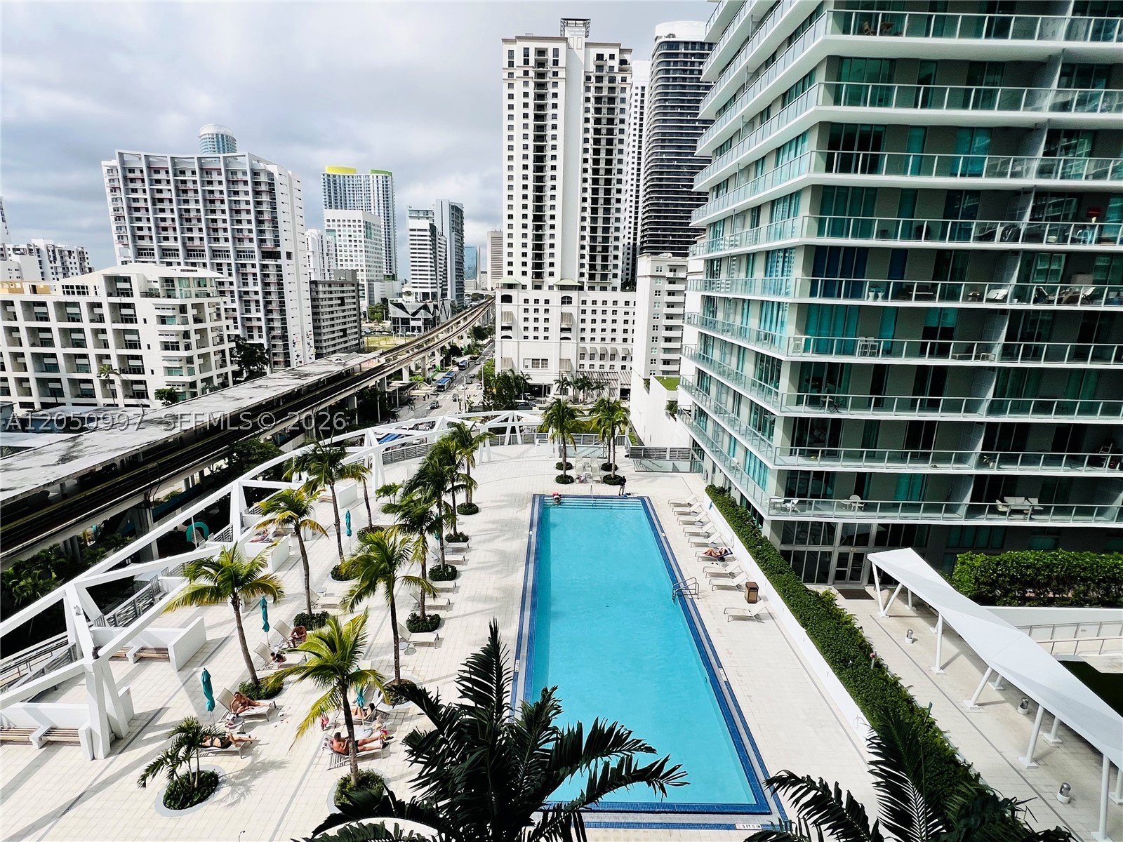 image Axis on Brickell South47