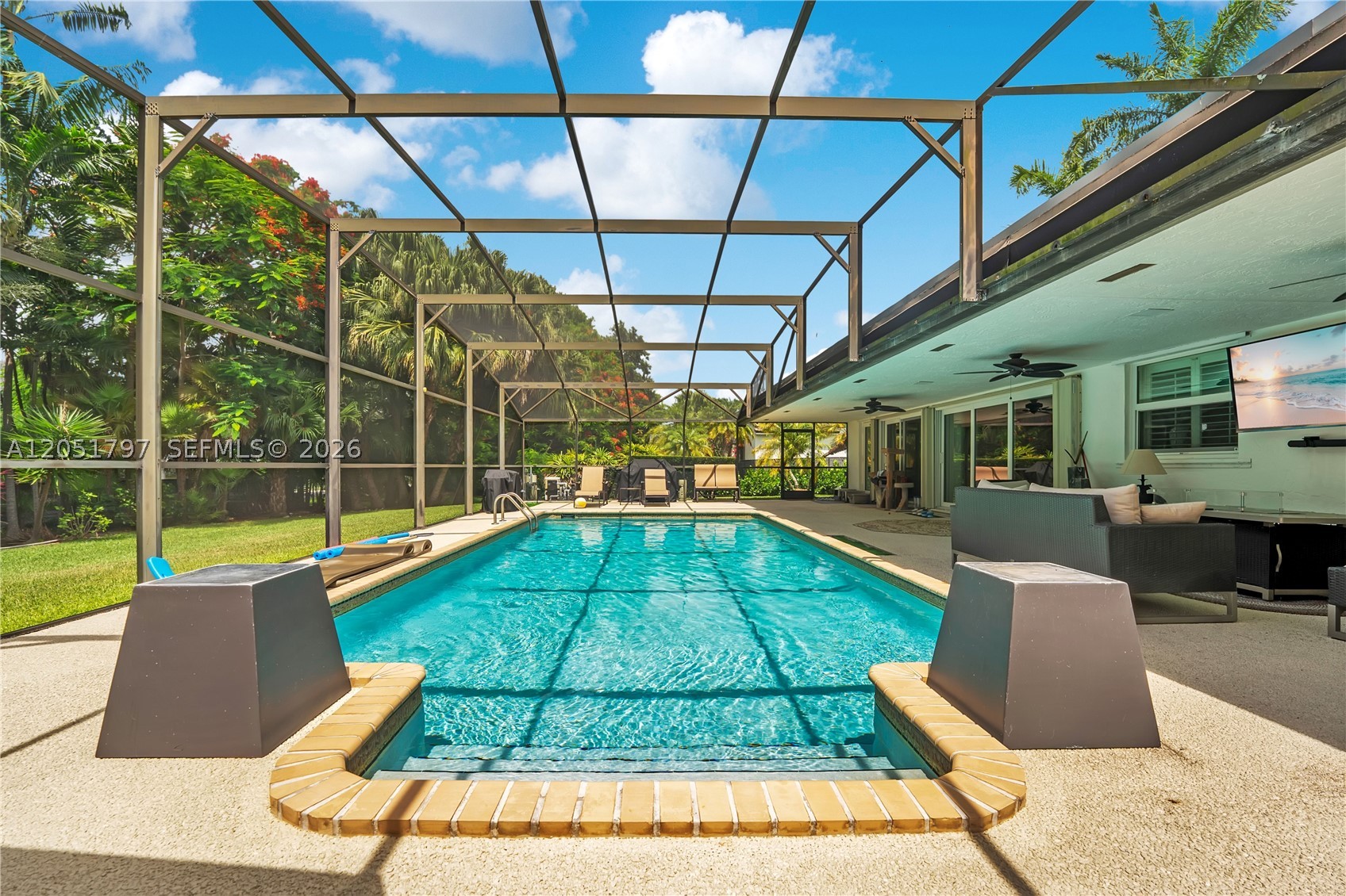 8265 SW 176th Ter Palmetto Bay, FL 33157