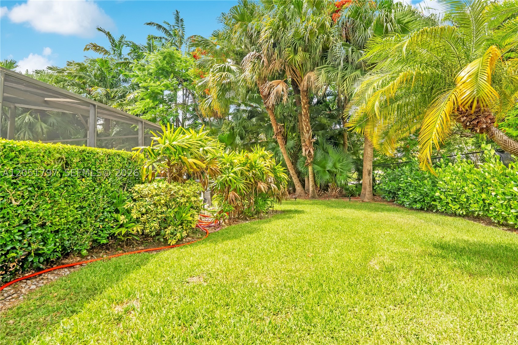 8265 SW 176th Ter Palmetto Bay, FL 33157