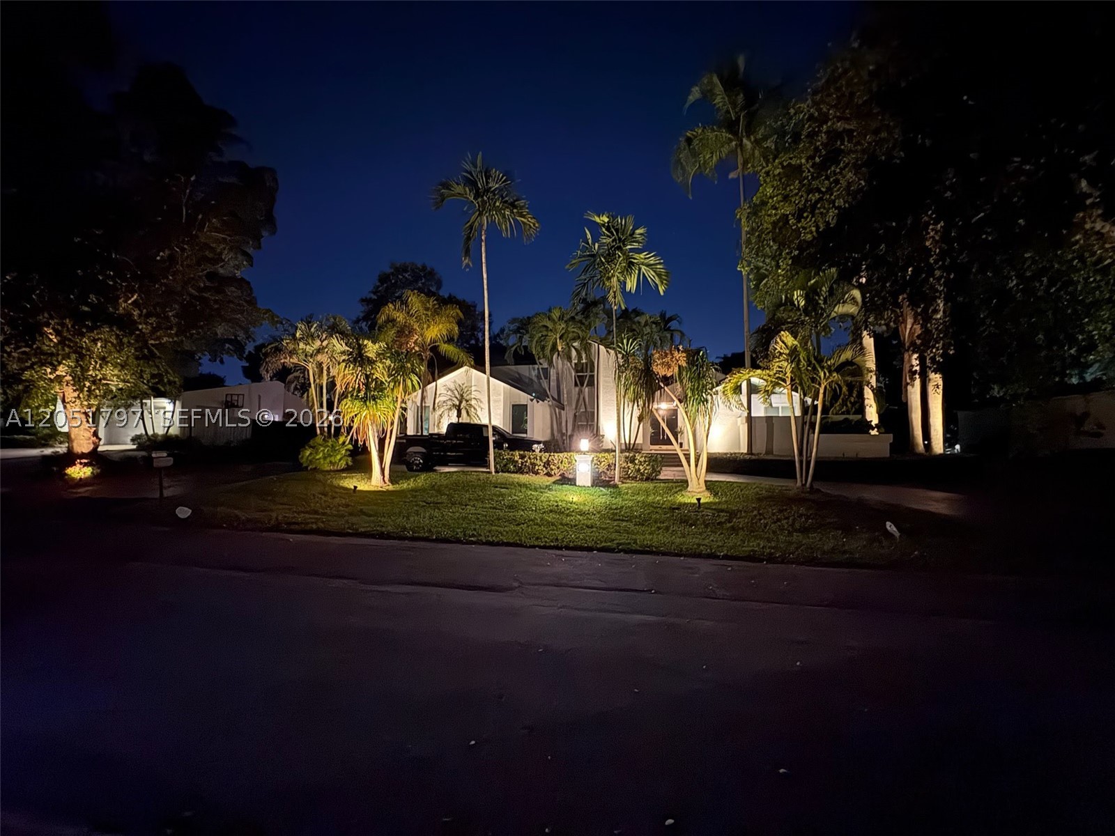 8265 SW 176th Ter Palmetto Bay, FL 33157