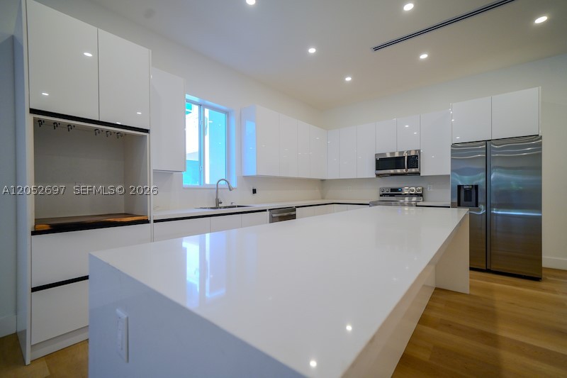 112 NW 24th Ct Miami, FL 33125
