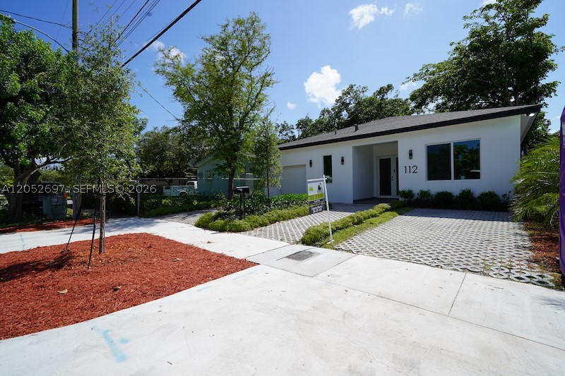 112 NW 24th Ct Miami, FL 33125
