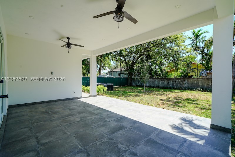 112 NW 24th Ct Miami, FL 33125