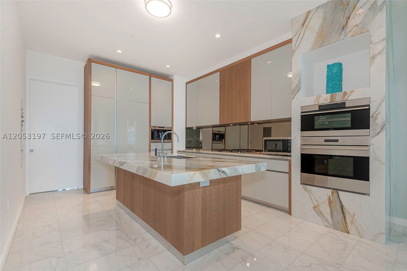 2821 S Bayshore Dr #7B Coconut Grove, FL 33133