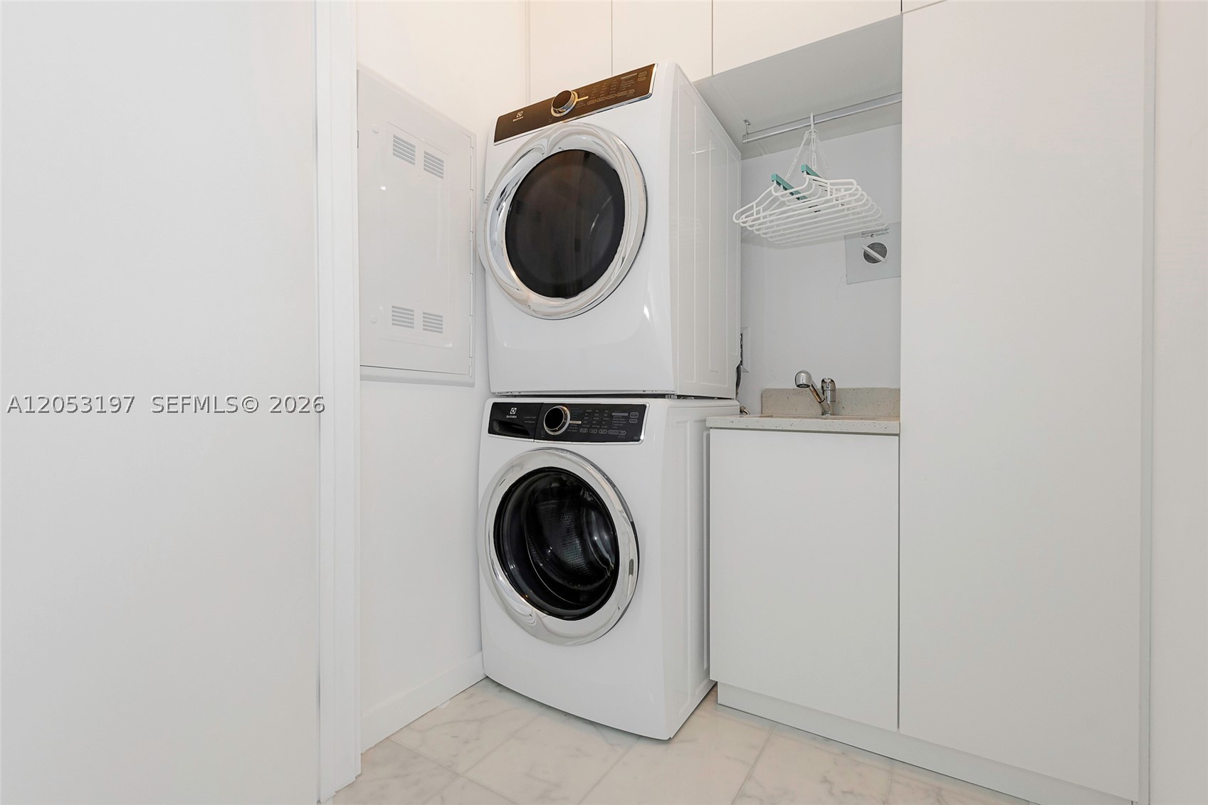 2821 S Bayshore Dr #7B Coconut Grove, FL 33133