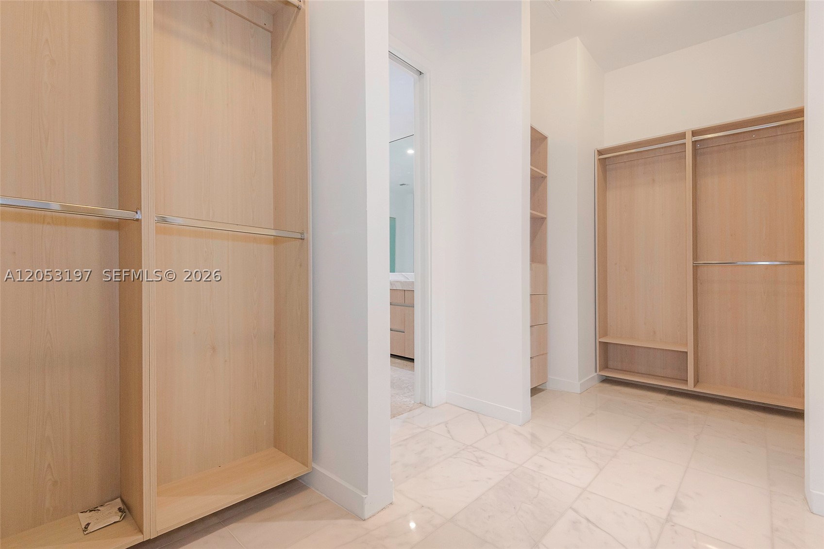 2821 S Bayshore Dr #7B Coconut Grove, FL 33133