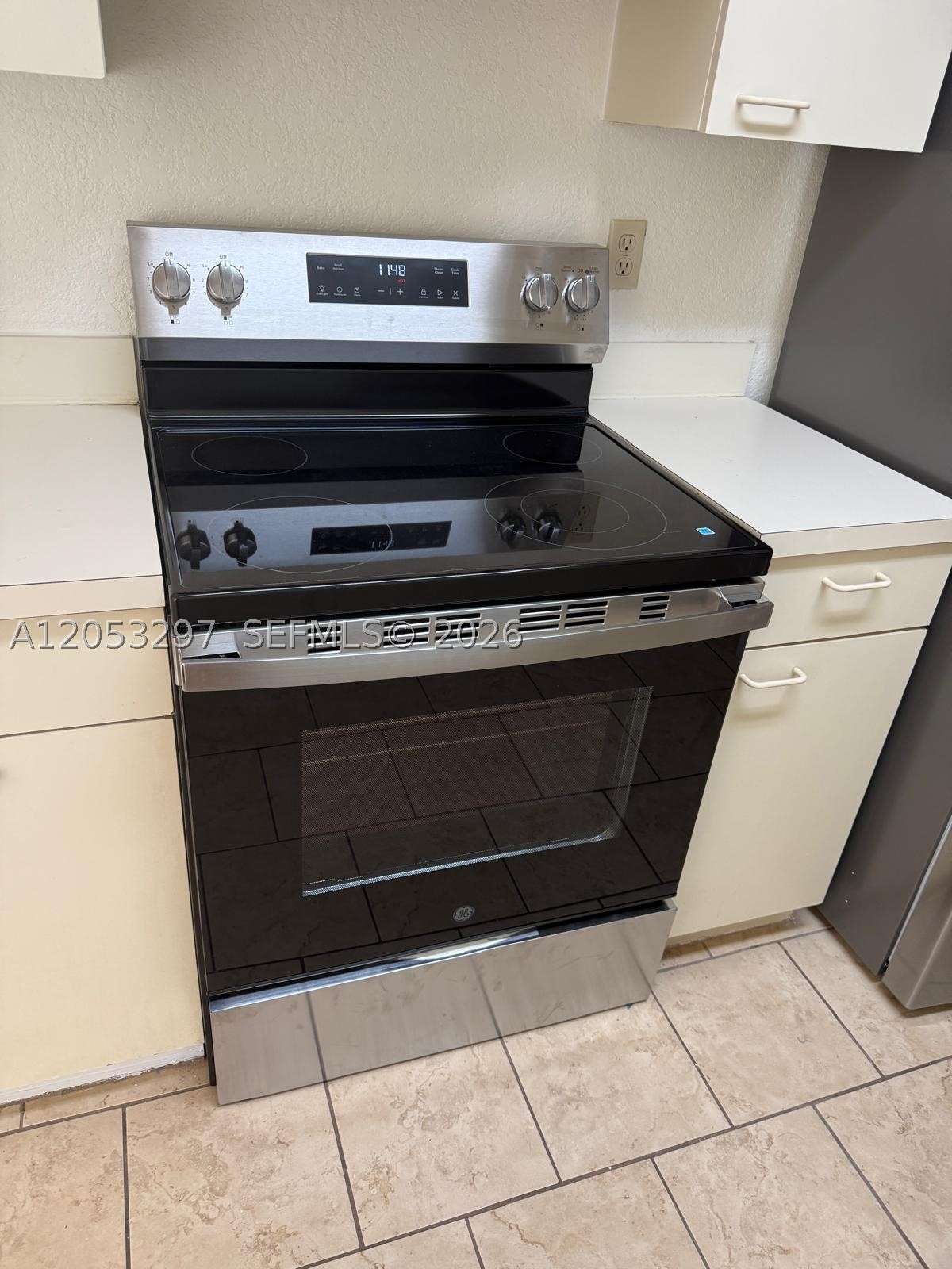 2550 N Alafaya #5204 Orlando, FL 32826
