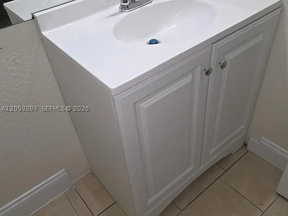 2550 N Alafaya #5204 Orlando, FL 32826